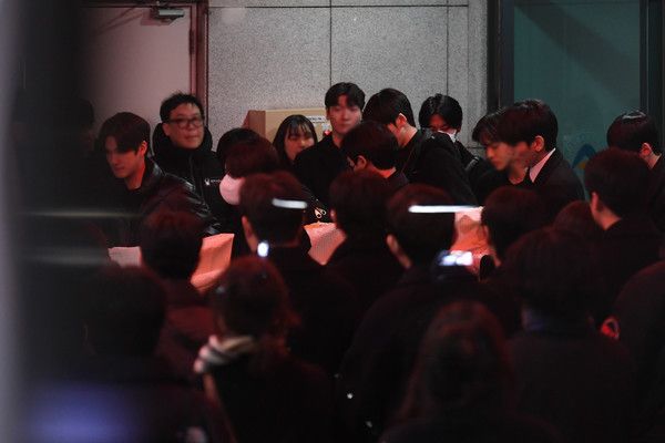 ▲ 지난 19일 오전 서울 송파구 아산병원 장례식장에서 고(故) 김새론의 발인이 엄수되고 있다. 사진=뉴시스