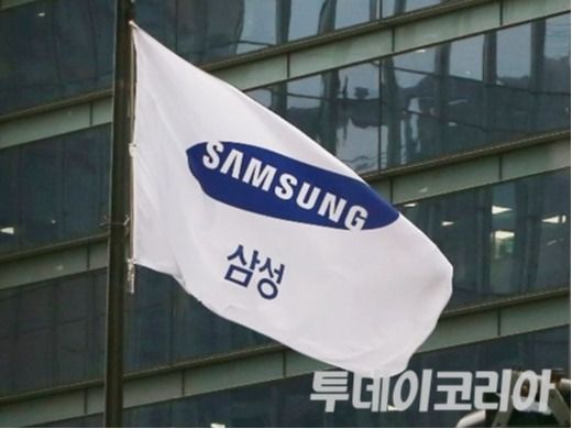 ▲ 서울 서초구 삼성전자 서초사옥 깃발이 바람에 휘날리고 있다. 사진=투데이코리아
