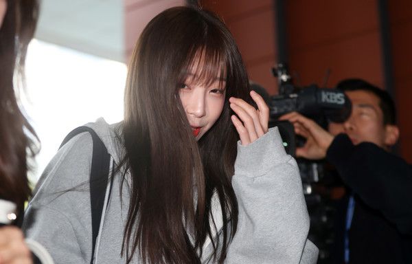 ▲ 먹방 유튜버 쯔양(본명 박정원)이 16일 오전 김세의 가로세로연구소(가세연) 대표 고소 관련 고소인 조사를 받기 위해 서울 강남구 강남경찰서로 출석하고 있다. 사진=뉴시스