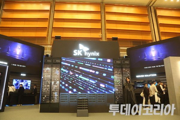 ▲ 지난해 10월 23일 SEDEX 2024에 마련된 SK하이닉스 부스. 사진=투데이코리아