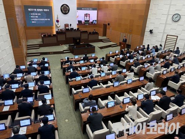 ▲ 10일 서울 중구 서울시의회에서 제331회 정례회가 진행되고 있다. 사진=투데이코리아