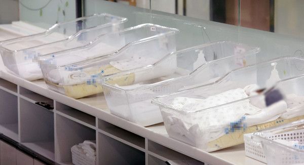 ▲ 서울 시내의 한 산후조리원 신생아실 모습. 사진=뉴시스