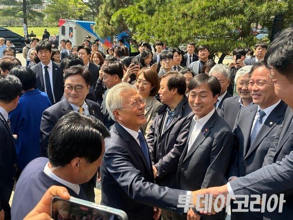 ▲ 문재인 전 대통령이 지난 4월 25일 서울 여의도 국회 도서관에서 열린 ‘4.27 판문점선언’ 7주년 기념식에 참석하고 있다. 사진=투데이코리아