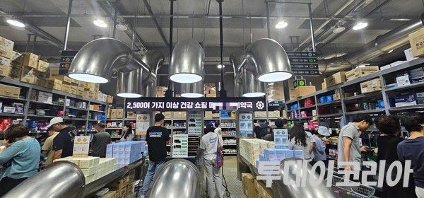 ▲ 성남시 고등동 공공주택지구 인근에 자리잡은 A약국의 내부 모습. 사진=투데이코리아&nbsp;