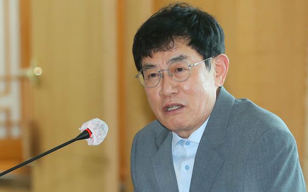 ▲ 방송인 이경규가 지난 5월 30일 오후 서울 중구 동국대학교에서 열린 건학 120주년 홍보대사 위촉식에서 인사말을 하고 있다. 사진=뉴시스