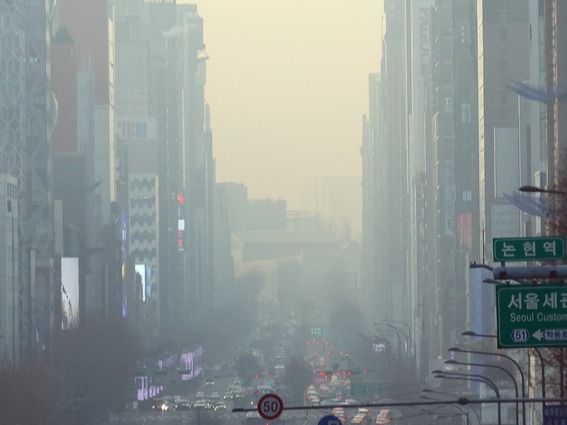 ▲ 서울 강남 도심이 뿌옇게 보이고 있다. 사진=뉴시스