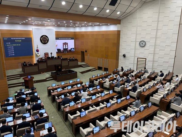 ▲ 28일 서울 중구 서울시의회에서 ‘제332회 임시회’가 진행되고 있다. 사진=투데이코리아