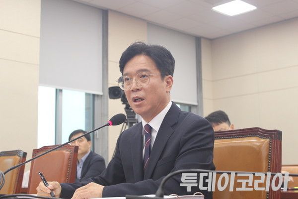 ▲ 김영훈 고용노동부 장관. 사진=이기봉 기자