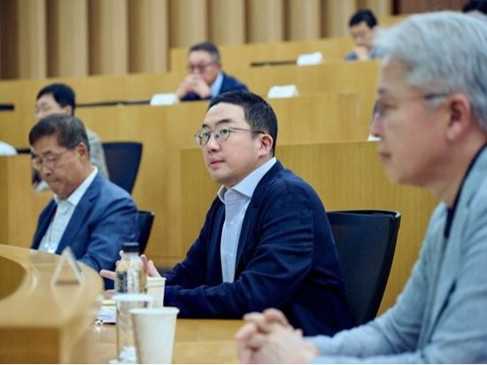 ▲ 지난해 9월 경기도 이천 LG인화원에서 열린 사장단 워크숍에 참석한 구광모 회장. 사진=LG