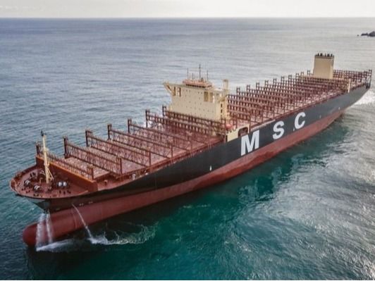 ▲ HD한국조선해양이 지난 2024년 건조해 인도한 초대형 LNG 이중연료추진 컨테이너 운반선. 사진=HD한국조선해양