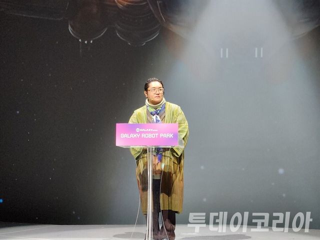 ▲ 최용호 갤럭시코퍼레이션 대표가 ‘갤럭시 로봇파크’에서 열린 미디어데이에서 발언하고 있다. 사진=투데이코리아