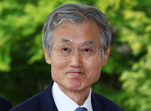 ▲ 조희대 대법원장이 19일 오전 서울 서초구 대법원 청사로 등청하고 있다. 사진=뉴시스