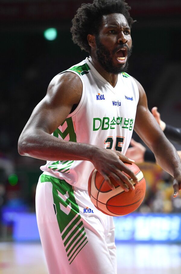 3년 만에 KBL로 복귀하는 치나누 오누아쿠. 사진┃KBL