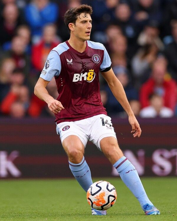 승리를 거둔 아스톤 빌라.