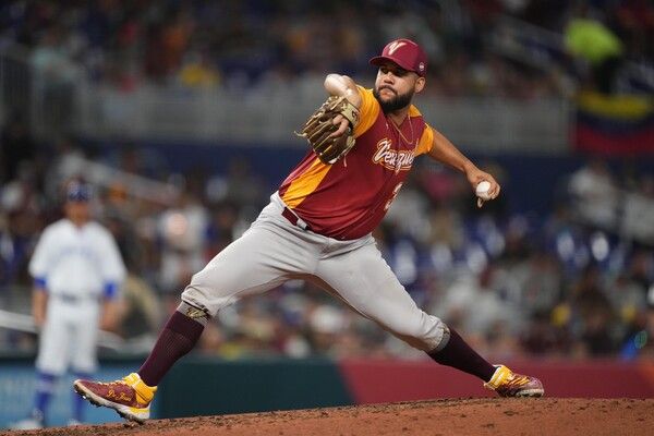 프로야구 키움 히어로즈와 계약한 미국 메이저리그 출신 투수 헤이수스. 사진┃키움 히어로즈