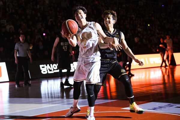 2019~2020시즌 올스타전 허웅, 허훈. 사진┃KBL