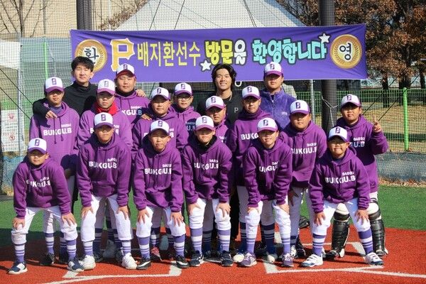 재능기부 나선 미국 메이저리그 피츠버그 파이리츠의 배지환. 사진┃나우아이원매니지먼트