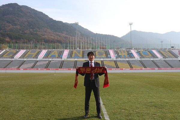 경남FC 박동혁 신임 감독. 사진┃경남FC