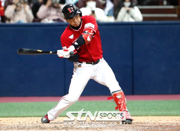 SSG 랜더스 외야수 김강민. 사진┃뉴시스