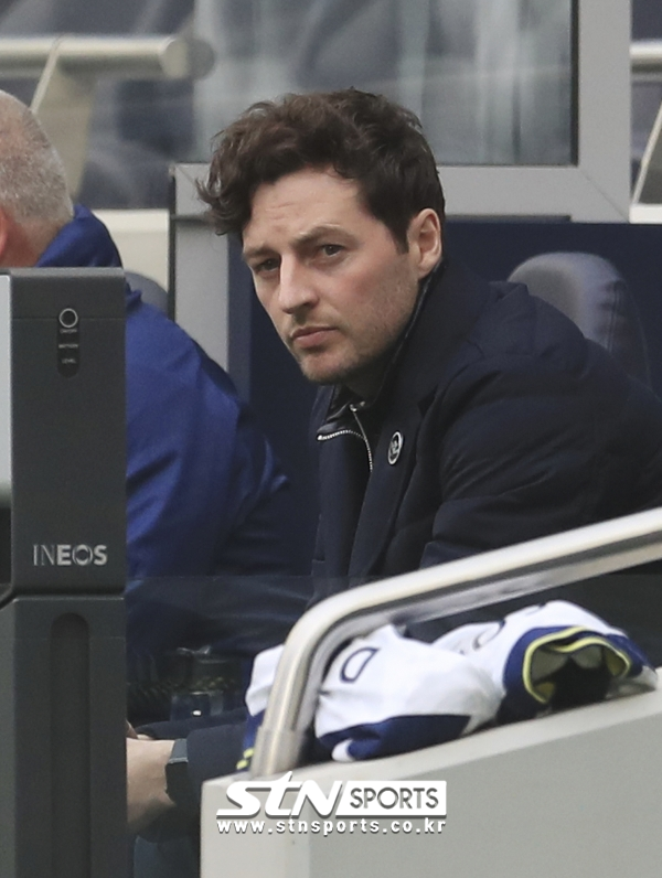 라이언 메이슨 전 토트넘 핫스퍼 임시 감독이자, 현 토트넘 핫스퍼 신임 코치. 사진｜뉴시스/AP