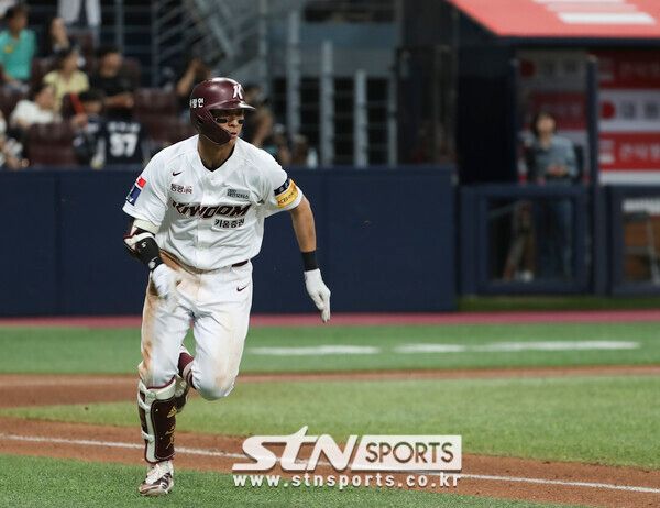 키움 히어로즈 외야수 이정후. 사진┃뉴시스