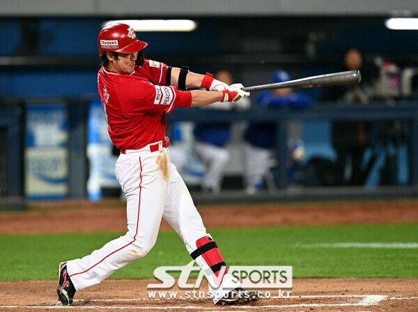 SSG 랜더스 3루수 최정. 사진┃뉴시스