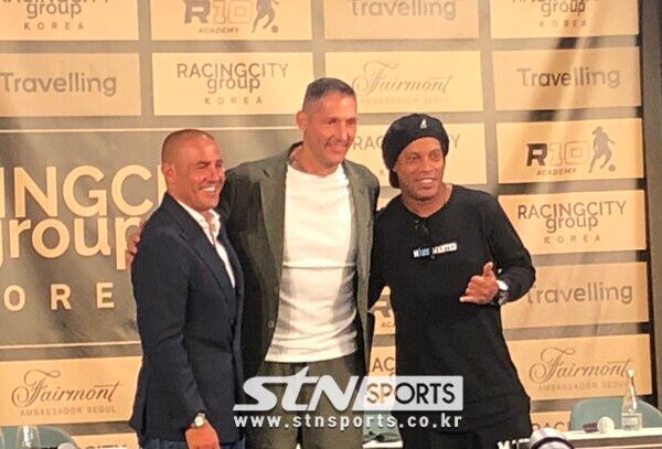 기자회견에 참여한 파비오 칸나바로, 마르코 마테라치, 호나우지뉴. 사진┃이형주 기자(여의도)