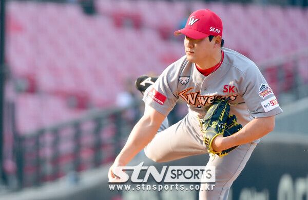 투수 시절 하재훈. 사진┃뉴시스