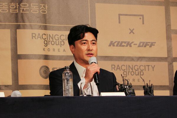 레전드 매치에 참가하는 안정환. 사진┃라싱시티그룹 코리아