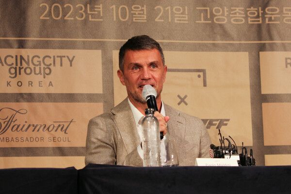 레전드 매치에 참가하는 파울로 말디니. 사진┃라싱시티그룹 코리아