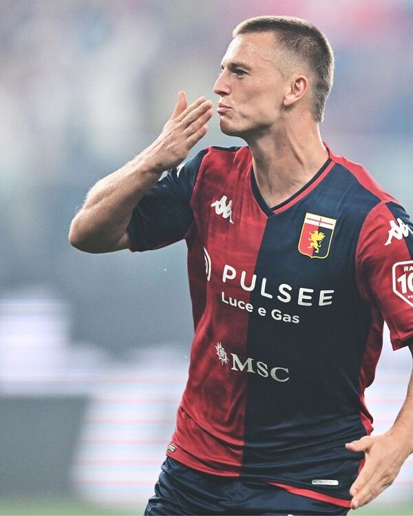 승리를 거둔 제노아 CFC