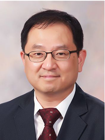 장원철 교수. 사진┃롯데자이언츠