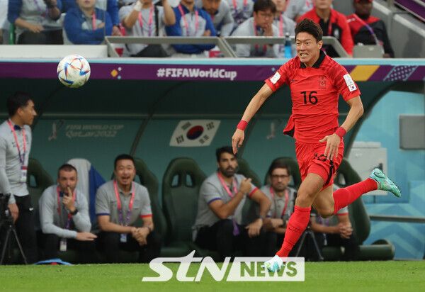 [오피셜] ‘불법 촬영 혐의’ 황의조, 노리치 임대 돌연 조기 종료...노팅엄 복귀! ‘커리어 꼬였다!’ 사진┃뉴시스