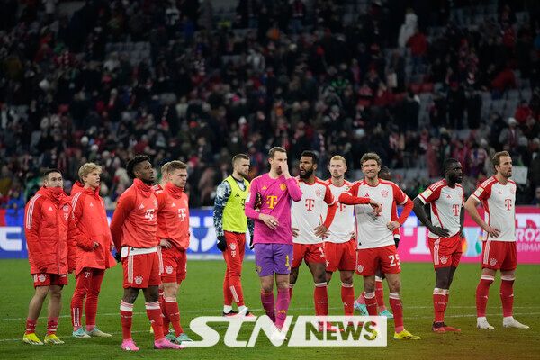 바이에른 뮌헨의 토마스 투헬 감독은 “우리는 체계적이고 규율 있게 경기를 치렀다. 어떤 역습도 허용하지 않았다. 우니온이 막판 기회를 잡았지만, 우리가 매우 안정적이었다. 1골을 더 넣었다면 또 추가 득점이 나왔을 수 있다. 베르더 브레멘과의 경기와는 완전히 달랐다”고 승리를 만족했다. 사진┃뉴시스/AP