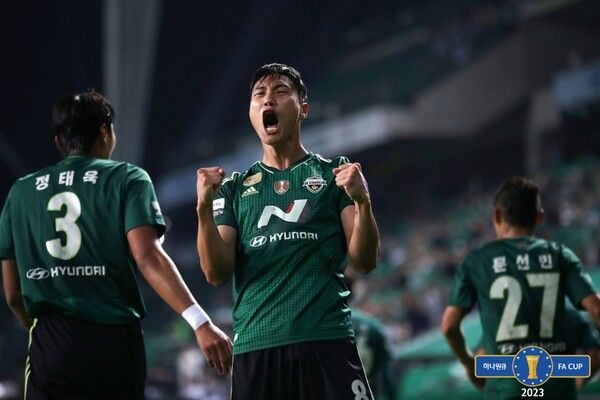 백승호가 전북 현대를 떠나 버밍엄 시티로 이적했다. 사진 | 대한축구협회