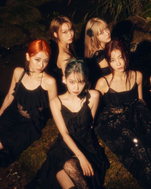 그룹 르세라핌(LE SSERAFIM). 사진┃쏘스뮤직