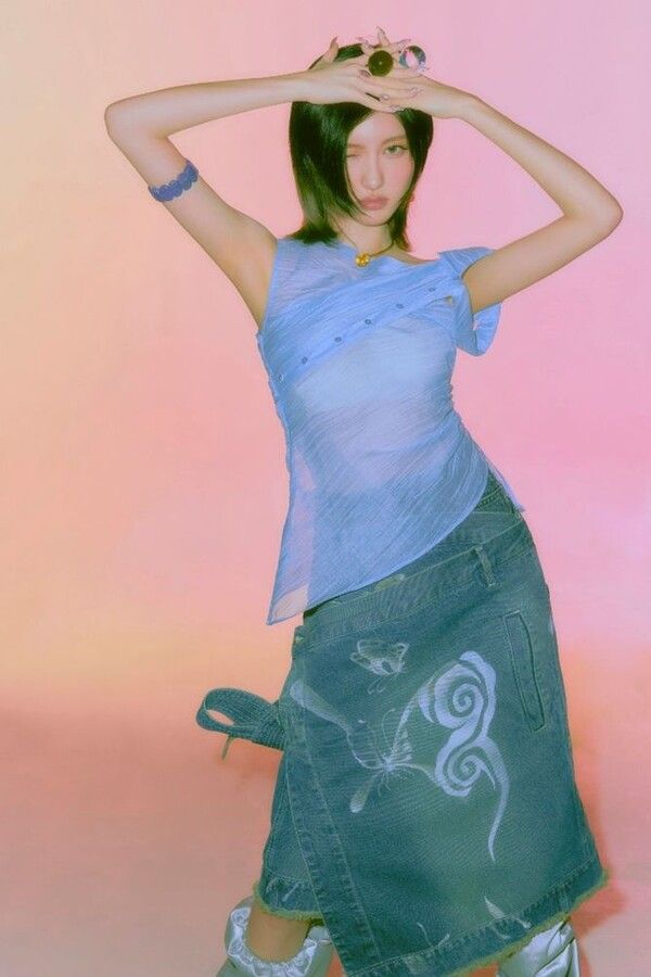 아이브의 두 번째 EP 앨범 '아이브 스위치(IVE SWITCH)'의 안유진·가을·리즈 개인별 콘셉트 포토. 사진┃스타쉽엔터테인먼트