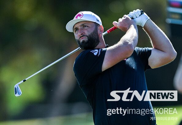 최근 1년간 가장 많은 수입을 벌어들인 프로 골퍼로 집계된 존 람. 사진┃게티이미지코리아