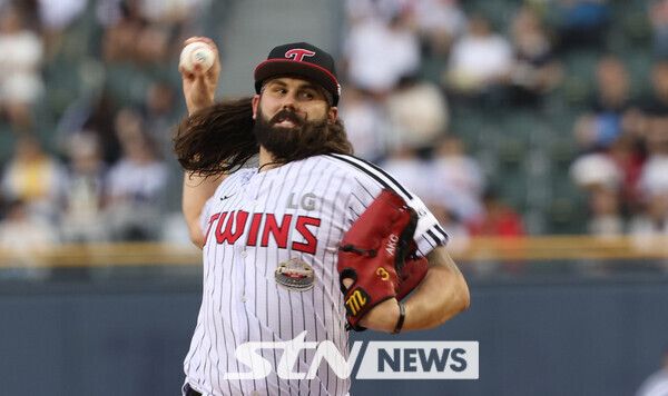 6년 헌신 후 팀을 떠나게 되는 케이시 켈리. 사진┃뉴시스/AP