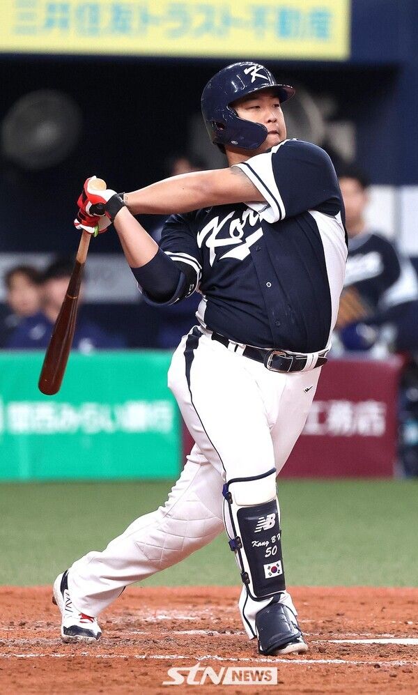 2023 월드베이스볼클래식(WBC) 대비 평가전 당시 대표팀 유니폼을 입은 강백호. 사진┃뉴시스