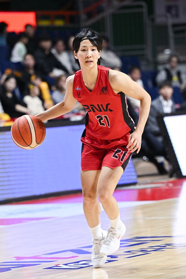 BNK 썸 가드 이이지마 사키. 사진┃WKBL