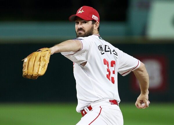 프로야구 SSG 랜더스 투수 앤더슨. /사진=SSG 랜더스