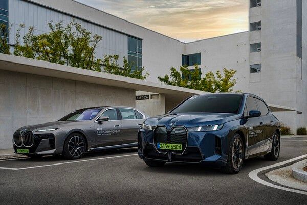 오는 16일부터 19일까지 나흘간 전라남도 해남군에 위치한 파인비치 골프링크스에서 개최되는 국내 유일의 미국 여자프로골프(LPGA) 정규 투어 대회인 ‘BMW 레이디스 챔피언십 2025'이 열리는 가운데 BMW 코리아는 프리미엄 의전 서비스를 선보인다. /사진=BMW