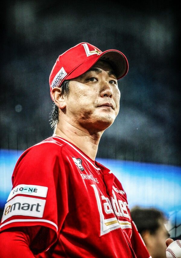 14일 대구 삼성라이온즈파크에서 열린 2025 신한 SOL뱅크 KBO 포스트시즌 준플레이오프(준PO·5전3선승제) 4차전 하루 뒤인 15일 소회를 밝힌 SSG 랜더스 투수 김광현. /사진=SSG랜더스