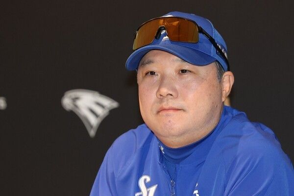 19일 오후 2시 대전 한화생명볼파크에서 2025 신한 SOL뱅크 한국야구위원회(KBO) 포스트시즌(PS) 플레이오프(PO·5전3선승제) 2차전을 앞두고 있는 박진만 감독. /사진=삼성 라이온즈