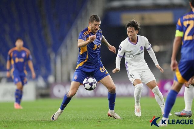 울산HD 수비수 트로야크. /사진=한국프로축구연맹