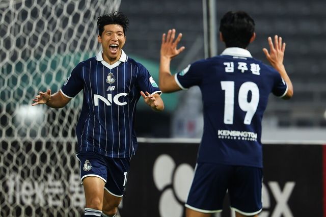 서울이랜드 공격수 변경준(왼쪽). /사진=서울이랜드