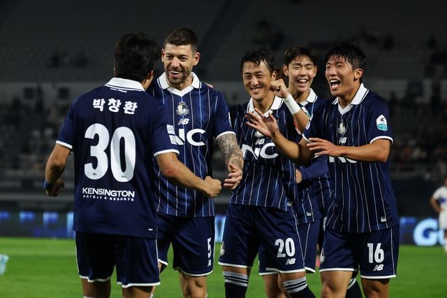 서울이랜드 선수단. /사진=서울이랜드