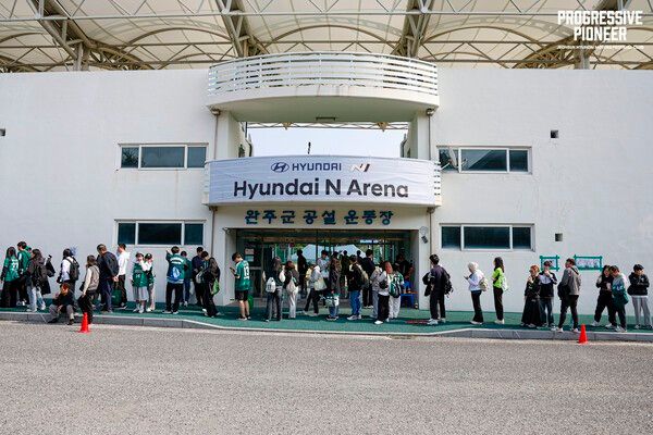 지난 26일 전북현대 N팀-경주한수원의 2025 K3리그 28라운드 경기가 치러진 현대 N 아레나(완주공설운동장)의 관중 입장 전경. /사진=전북현대