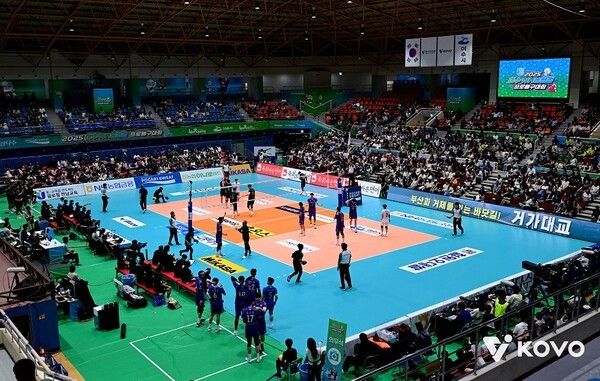 여수 진남체육관에서 열렸던 2025&nbsp;여수·NH농협컵&nbsp;프로배구대회. /사진=한국배구연맹